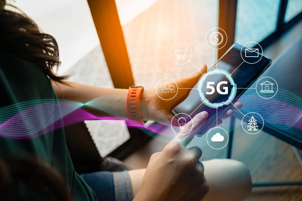 5G Mreže: Kako Brzi Internet Revolucionizira Način na koji Živimo i Radimo