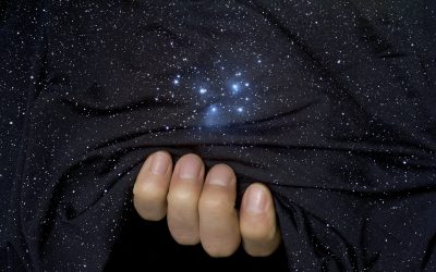 Tajne Svemira: Aktualna Istraživanja o Crnim Rupama, Tamnoj Materiji i Drugim Misterijama Svemira