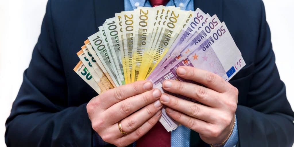 Kako kombinirati više izvora prihoda za stabilnost Kako kombinirati više izvora prihoda za stabilnost