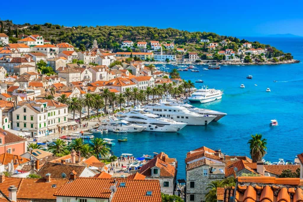 Vodič kroz najmirnije i najčišće plaže Hvara